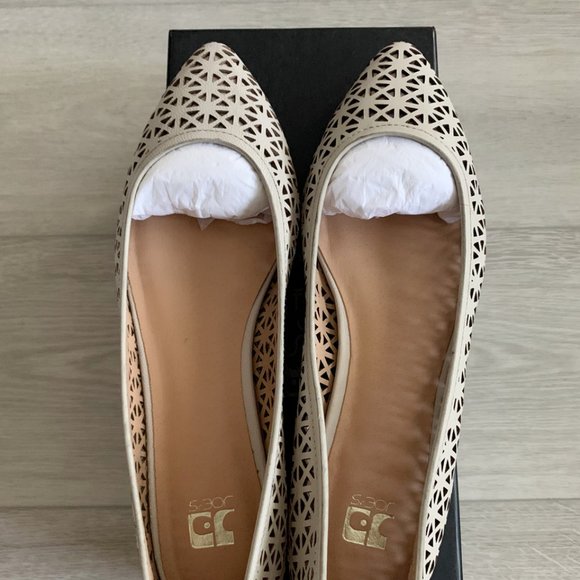 Joe's Jeans Women's Laser Cut Patterned Grey Leather Flats - Picture 1 of 4